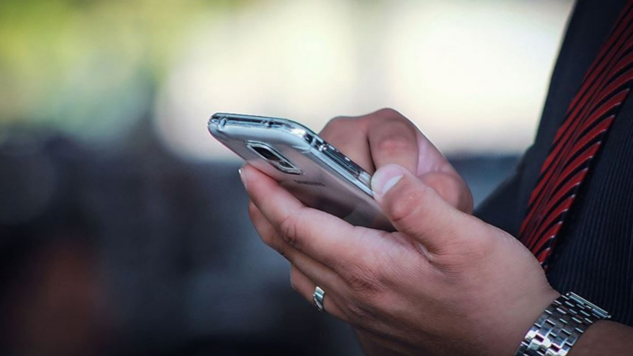 'Bayram kutlamalarını telefonla yapın' uyarısı! Bilim Kurulu üyesi tehlikeye dikkat çekti