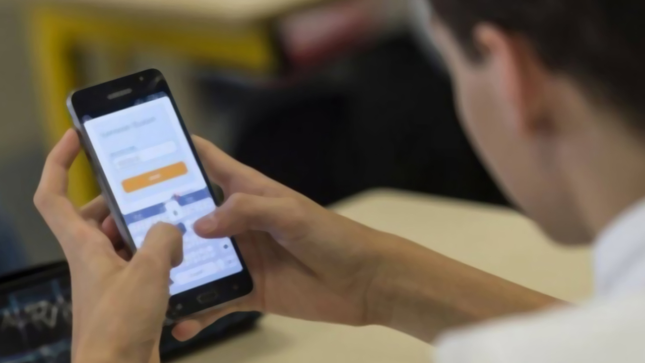 Son dakika... Okula telefon getiren öğrenciye atılan tokat pahalıya mal oldu