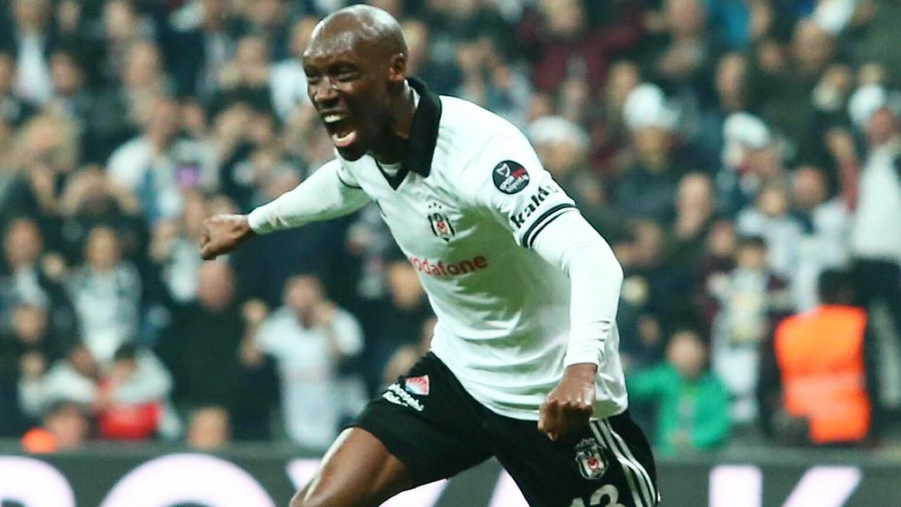 Beşiktaş'ta flaş gelişme! Atiba ile yollar ayrılıyor