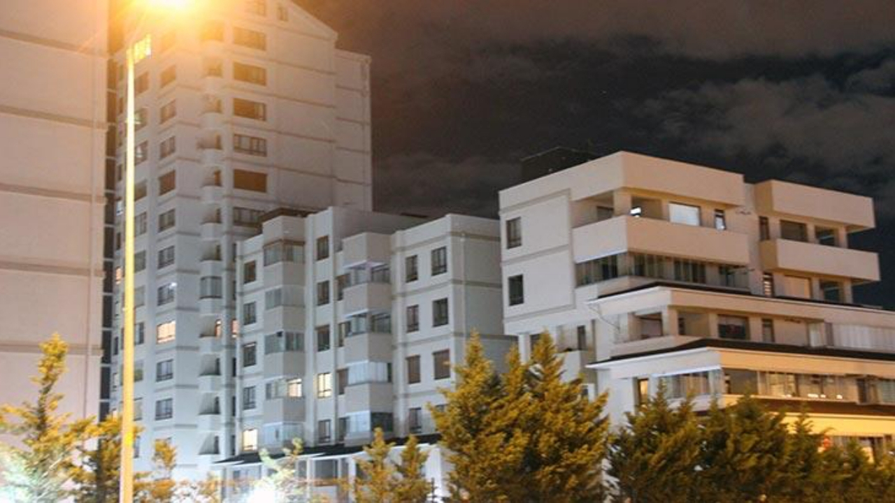 Konya'da korona alarmı! O apartman giriş ve çıkışlara kapatıldı