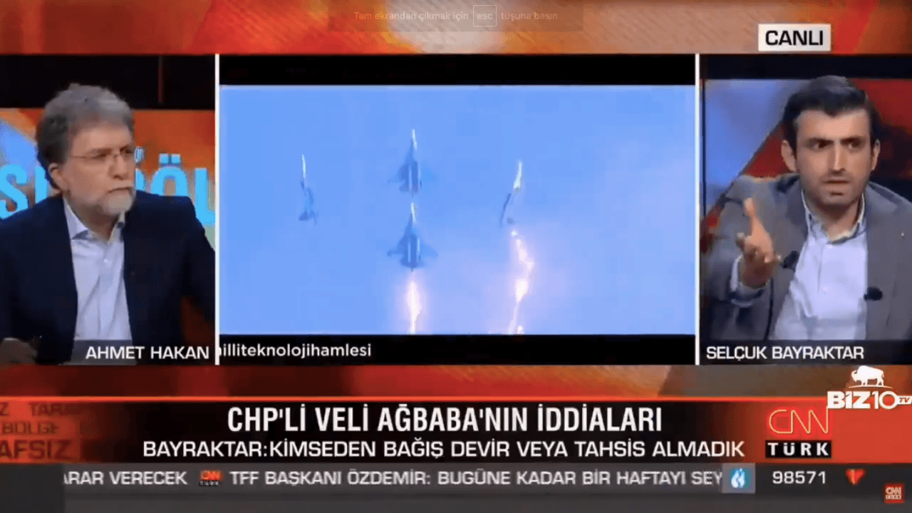 "Ben bu işe ruhumu koymuşum, sen kirli siyasetine alet etmeye kalkıyorsun."
