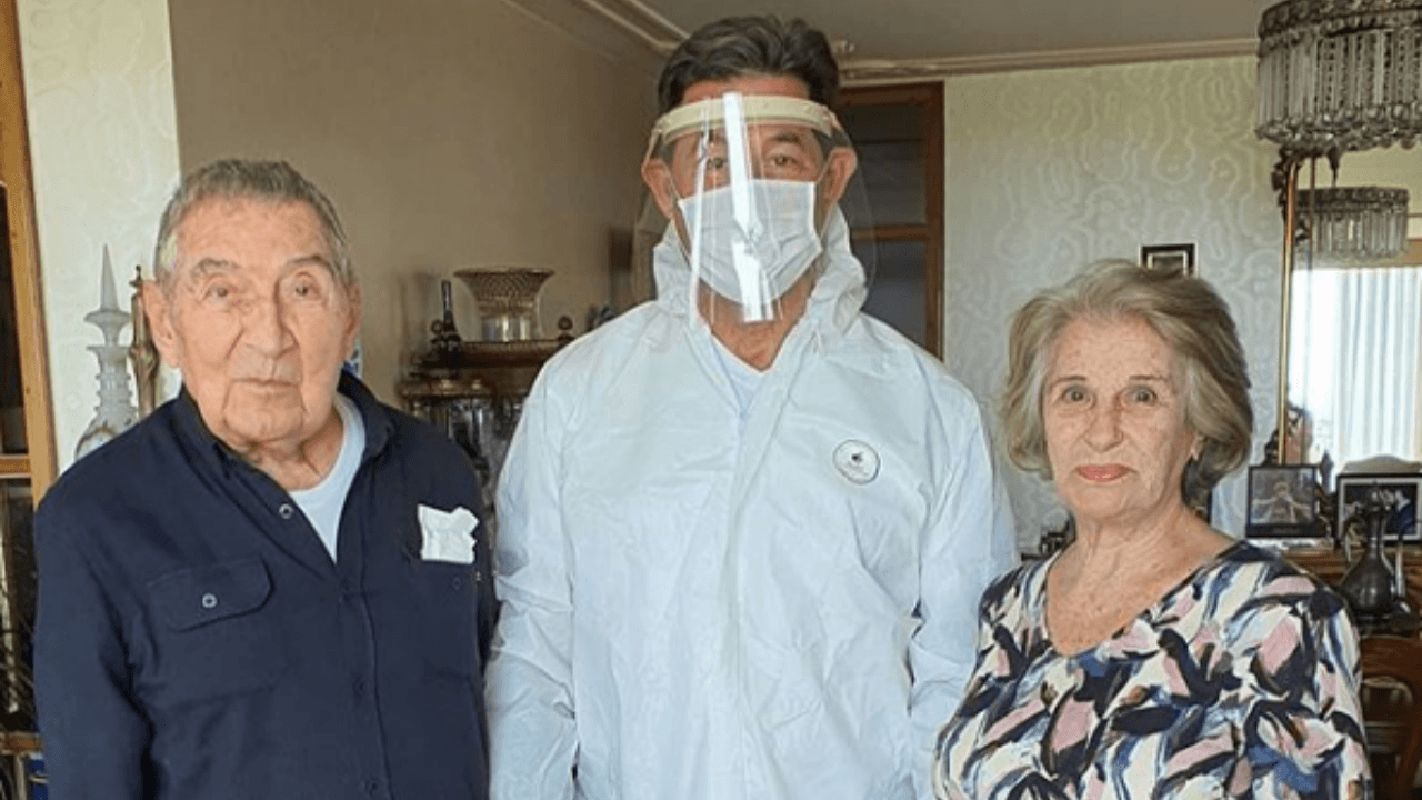 Cem Boyner anne ve babasını böyle ziyaret etti