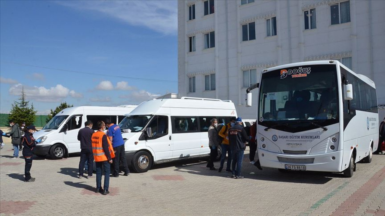 AFAD: Yurtlarda karantinada tutulan 54 bin 3 kişi tahliye edildi