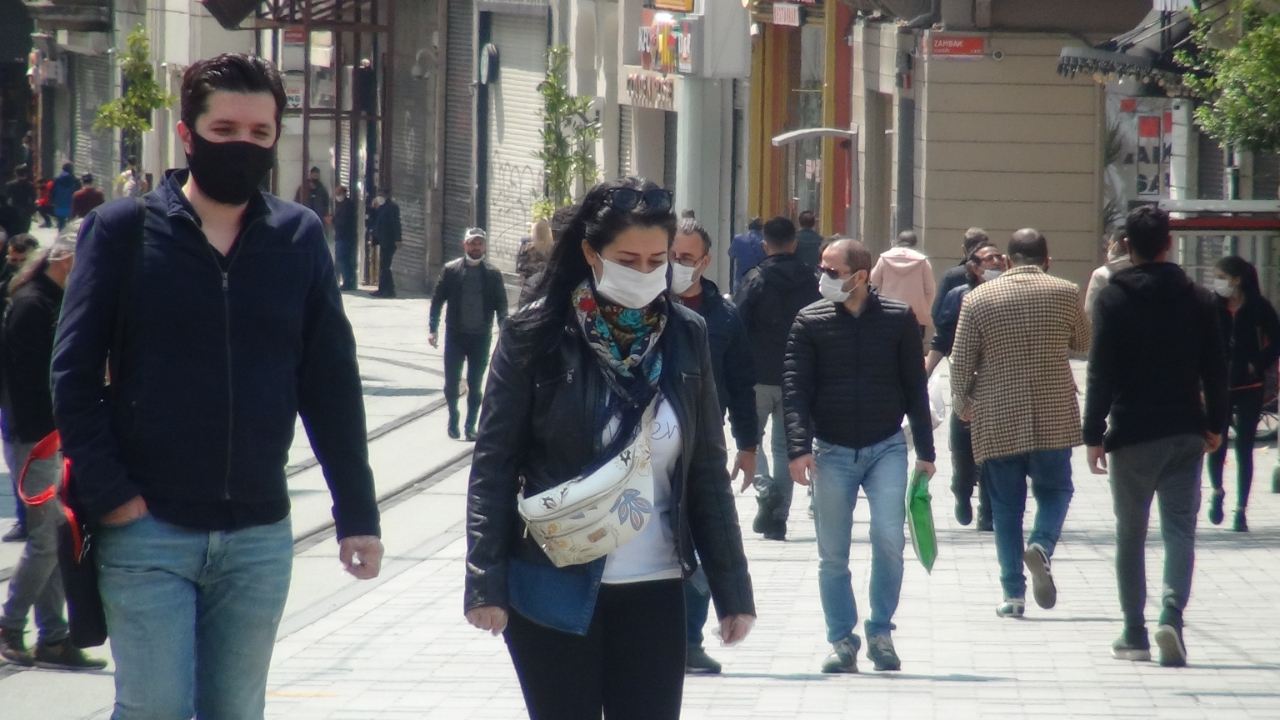 Kalabalık korkutmuştu... Taksim Meydanı ve İstiklal Caddesi için yeni kural