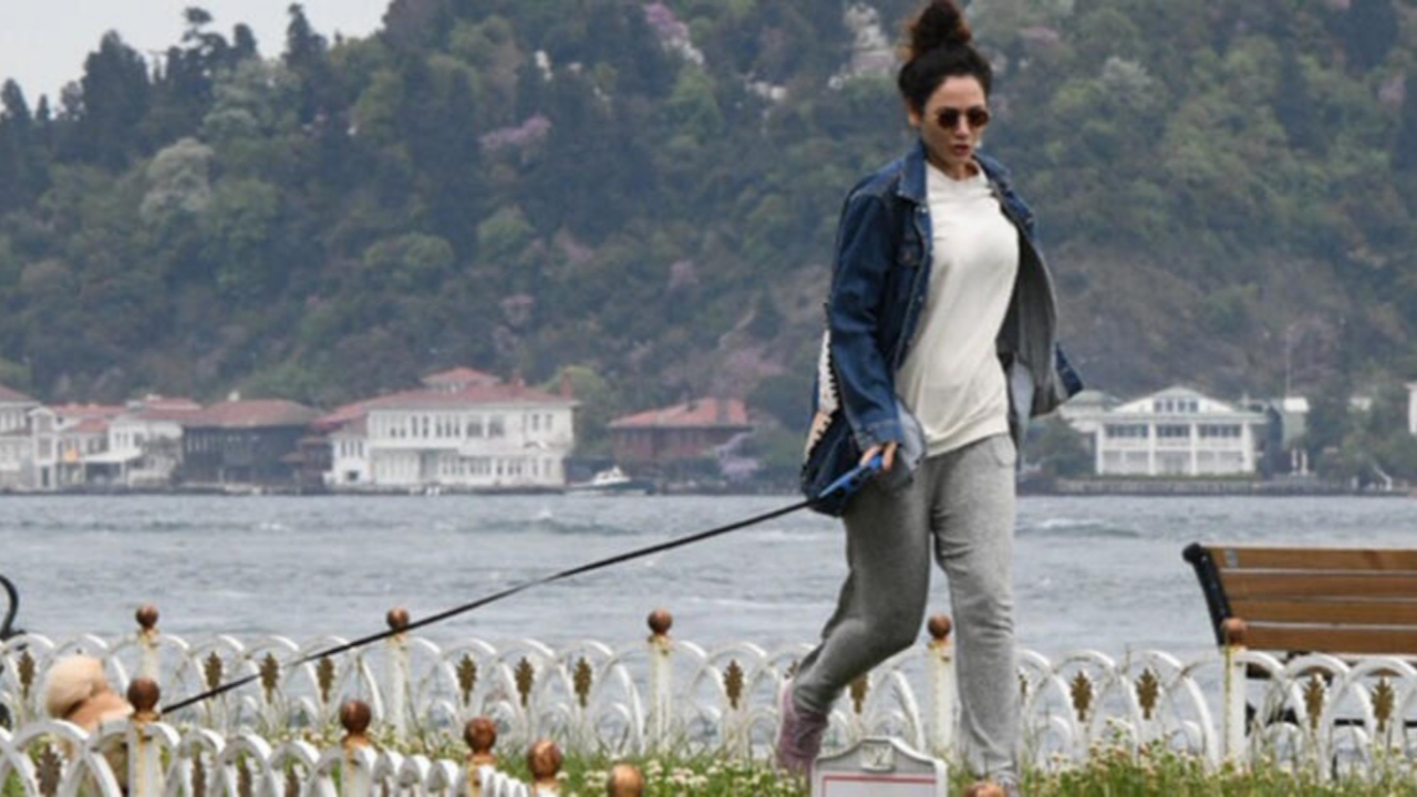 Ünlü oyuncunun Rumelihisarı’nda yasak delme keyfi! Uyarılara aldırmadı...