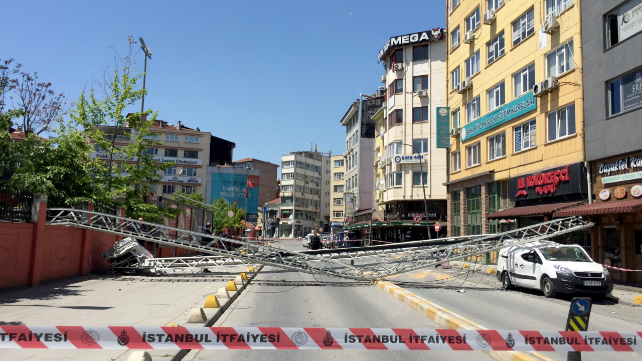 Kadıköy'de facia! İtfaiye eri hayatını kaybetti