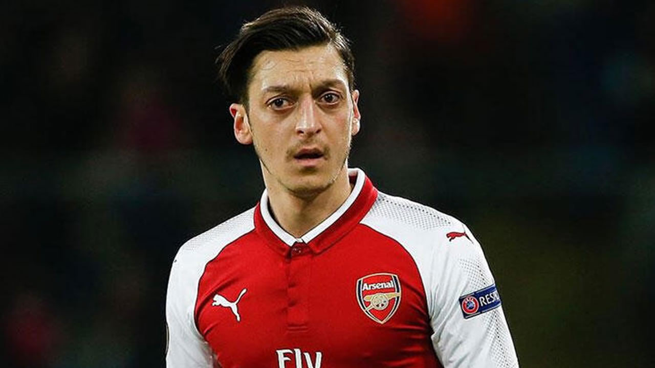 Mesut Özil için menajerinden Fenerbahçe yanıtı!