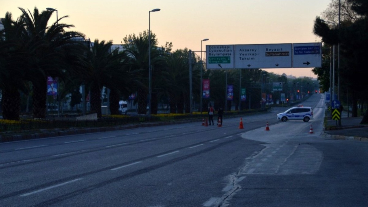 Sokağa çıkma kısıtlaması o tarihte sona erecek! Tek şartı var...