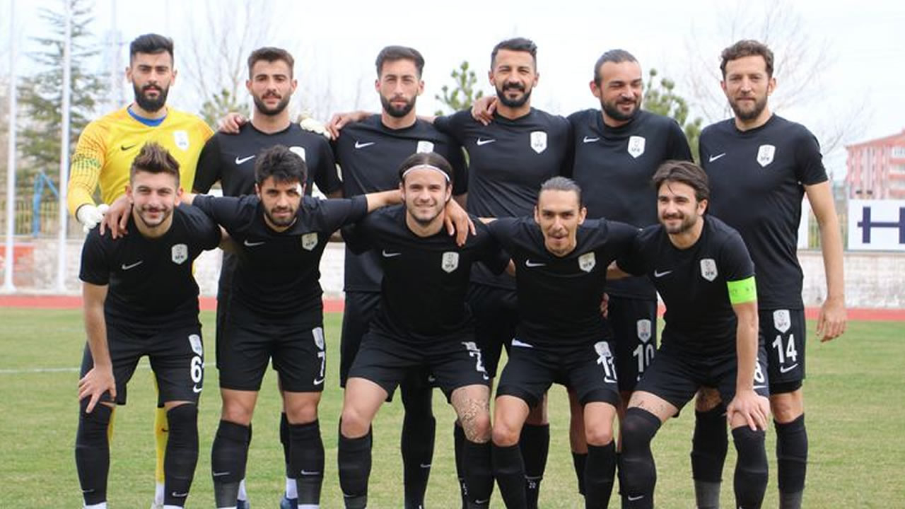 Koronavirüs depremi! 4 futbolcunun testi pozitif çıktı