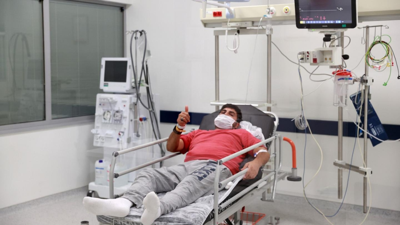 İsveç'ten getirilen Emrullah Gülüşken taburcu edildi!