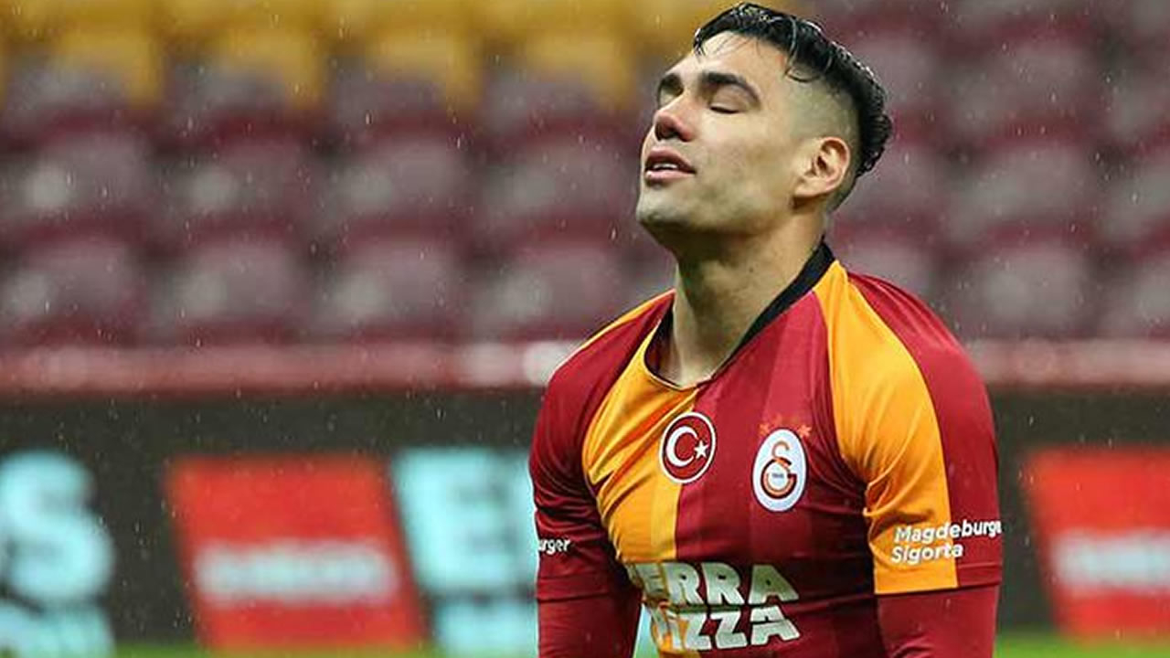 Galatasaray'da son dakika Falcao gelişmesi...