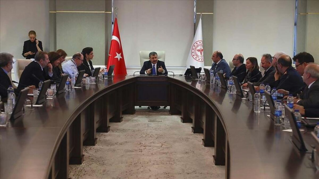 ‘Bazı iddialar kulağımıza geliyor’ diyen Bilim Kurulu üyesi açıkladı: Ücret alınmıyor!