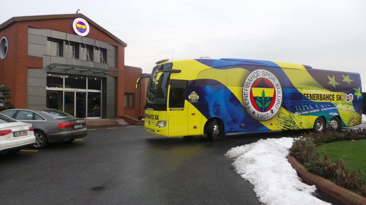 Fenerbahçe'de korona şoku! 1 kişide daha virüs tespit edildi...