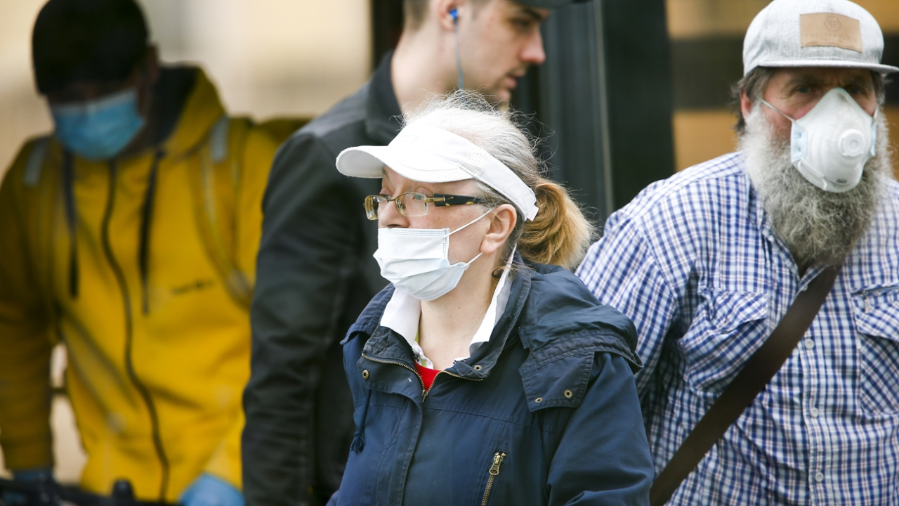 Koronavirüsten can kaybı 290 bini aştı...
