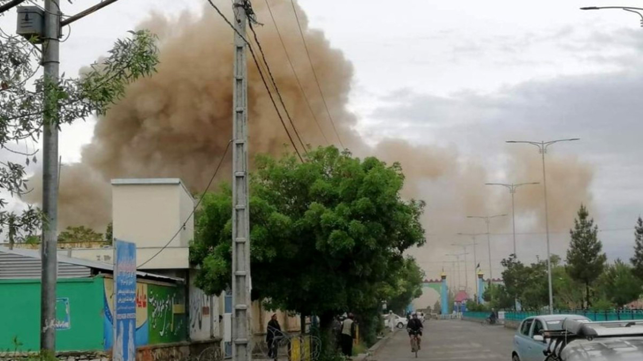 Afganistan’da bomba yüklü araçla saldırı: 5 ölü