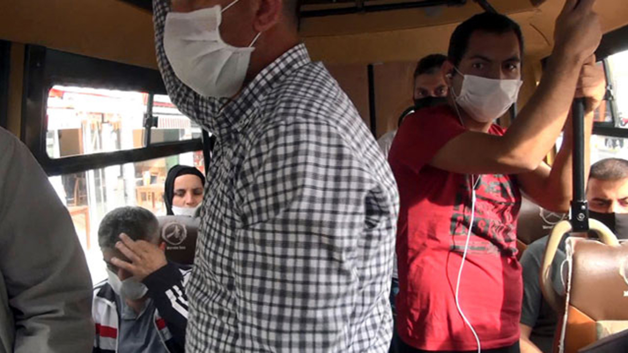 Esenyurt'taki minibüsler yine tıka basa dolu