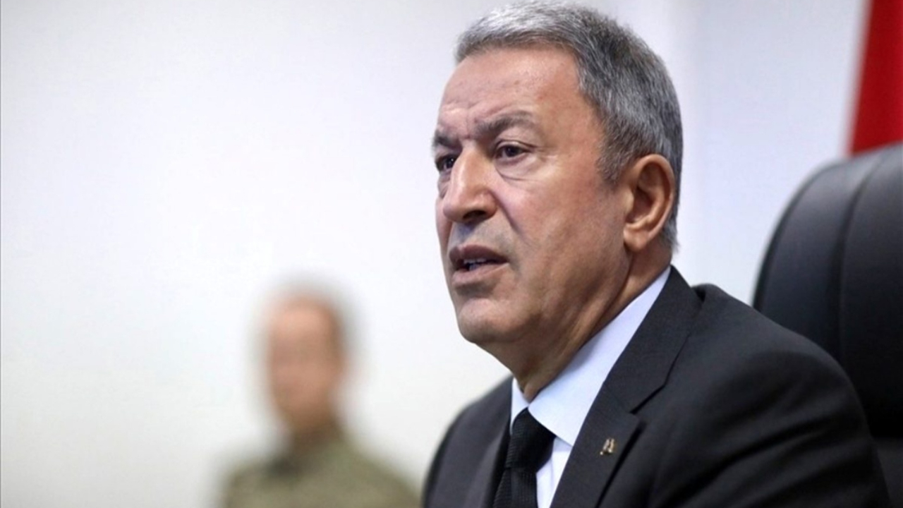 Bakan Akar açıkladı! Ertelenen terhisler o tarihte başlıyor