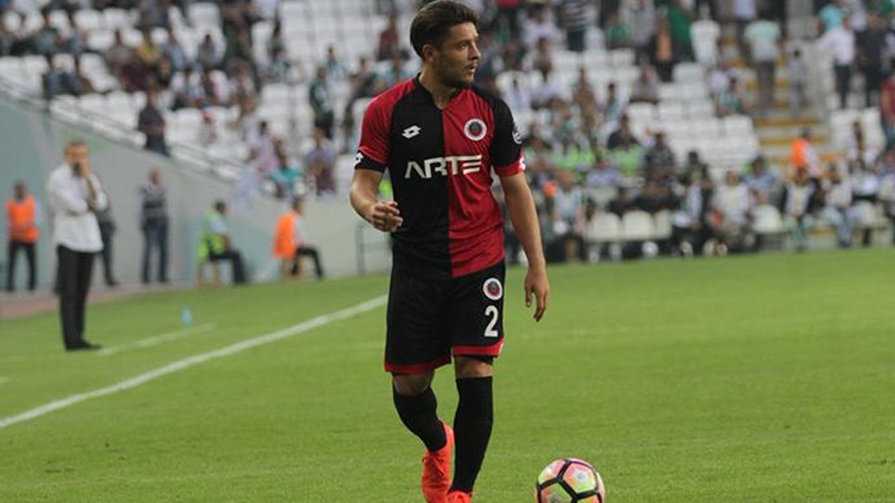 Beşiktaş'tan Ahmet Oğuz harekatı