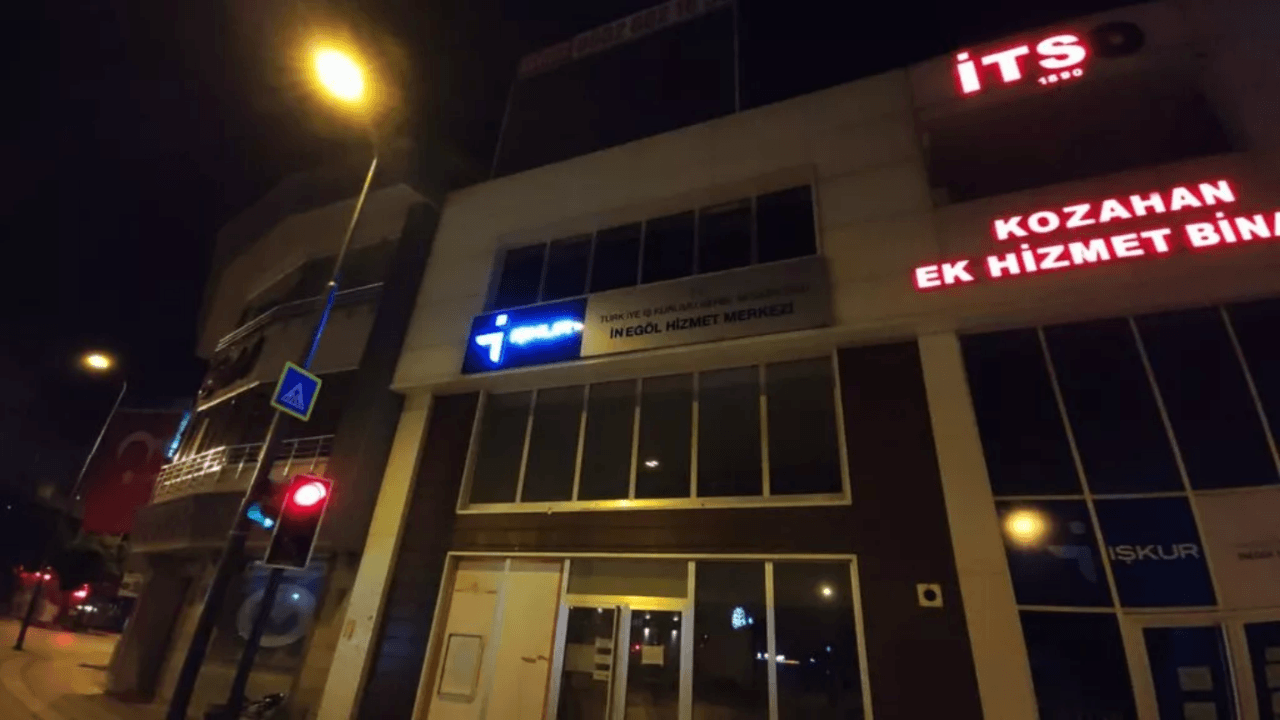 8 İŞKUR çalışanında korona çıktı! Tüm şube karantinada...