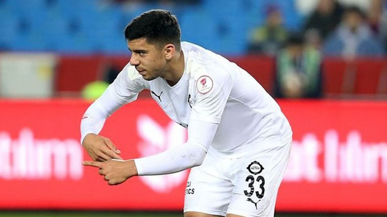 Cenk transferin gözdesi oldu! F.Bahçe, G.Saray ve Trabzonspor peşinde