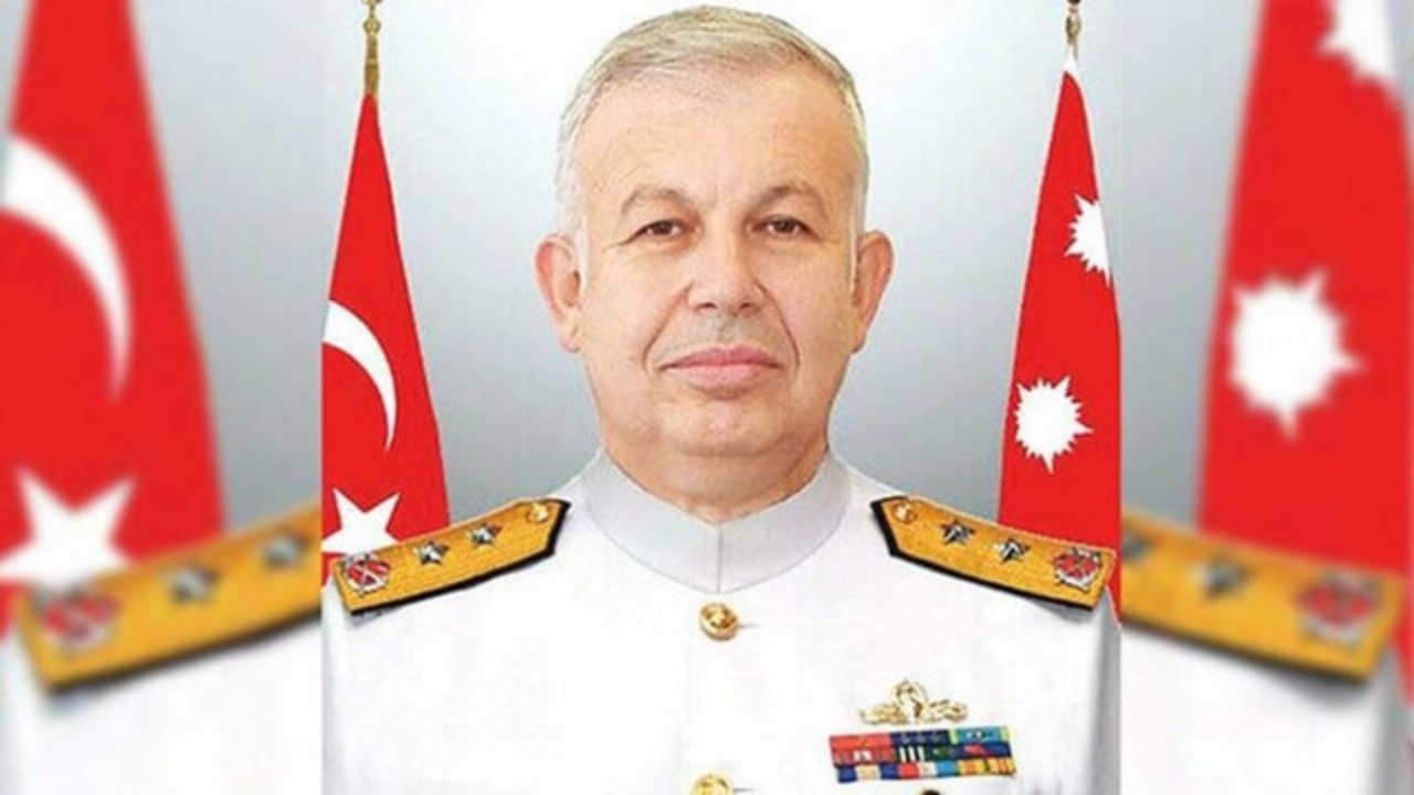 Nedim Şener duyurdu: Tümamiral Cihat Yaycı istifa etti