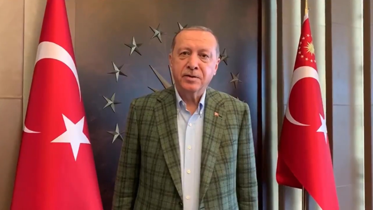 Erdoğan'dan gençlere ''büyük düşünün'' çağrısı...
