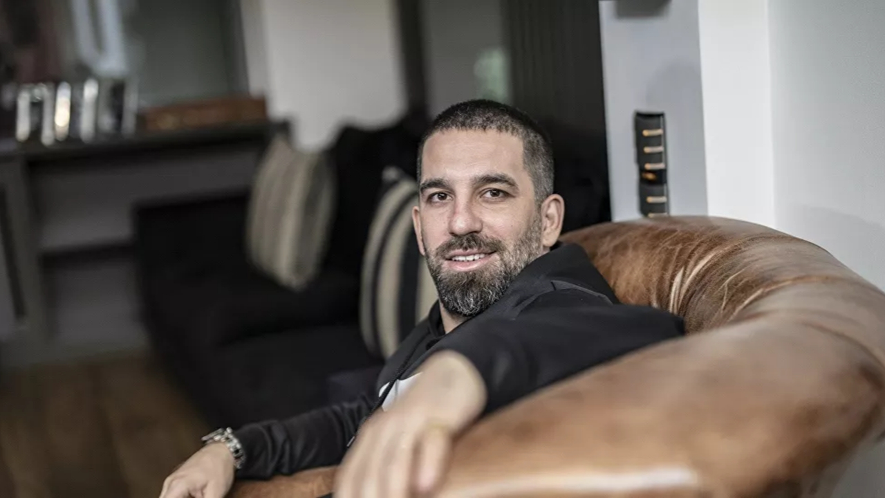 Arda Turan'dan 19 Mayıs gafı...