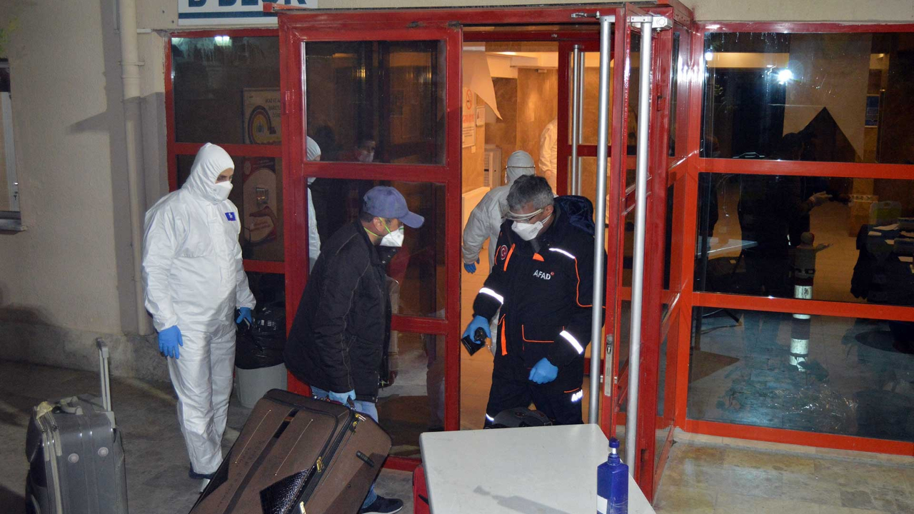 Yurt dışından gelenler artık KYK'da kalmayacak! Bakanlık 81 ile genelge gönderdi