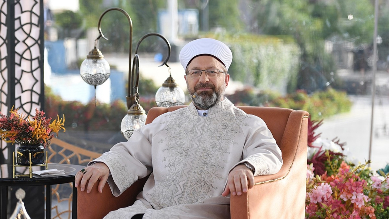 Ali Erbaş: 29 Mayıs'ta camilerimize kavuşacağız...