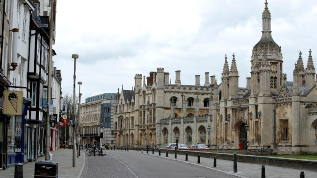 Son dakika... Cambridge Üniversitesi önümüzdeki yıl yüz yüze eğitim yapılmayacağını açıkladı
