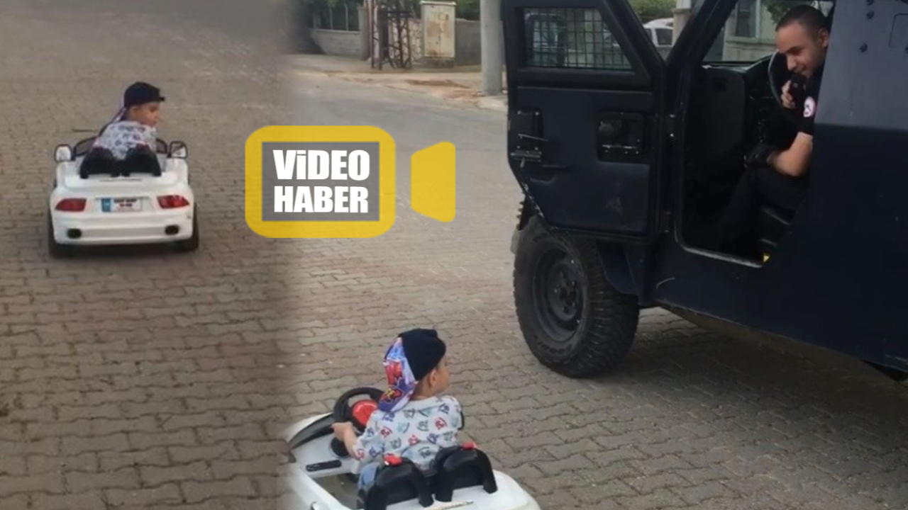 Mardin’de akülü arabasıyla geçen çocuk ve polis arasındaki ehliyet diyaloğu güldürdü