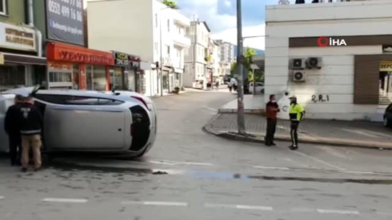 İftara yetişmeye çalışan Vefa Destek Grubu kaza yaptı!