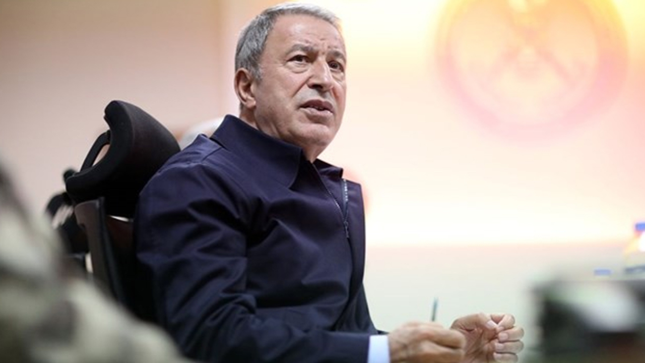 Son dakika... Bakan Hulusi Akar'dan Ege'deki tacizlerle ilgili açıklama: İzahı mümkün değildir