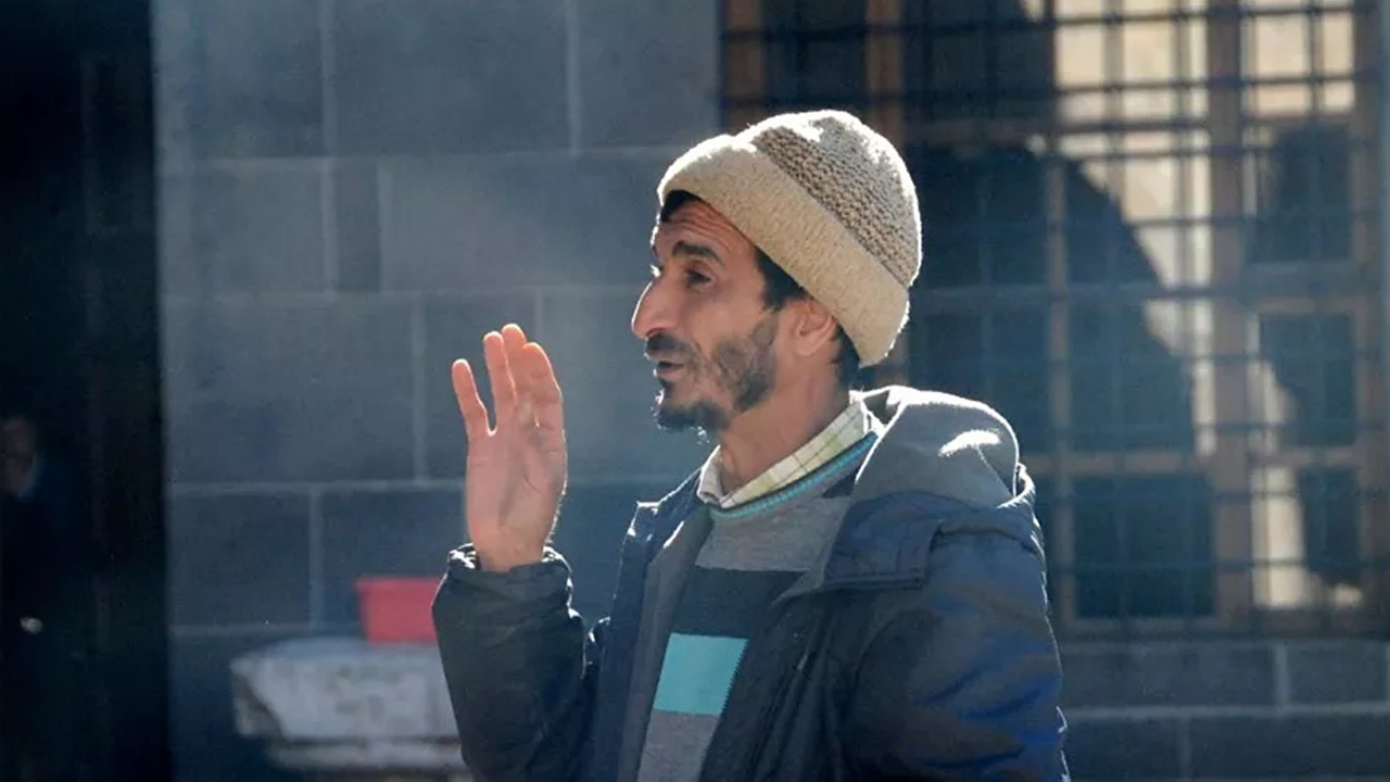 Diyarbakırlı Filozof Ramazan'ı akıl hastanesine yatırdılar...