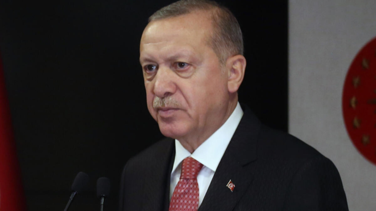 Cumhurbaşkanı Erdoğan'dan kendisine hakaret eden CHP'liler hakkında suç duyurusu