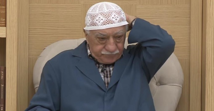 FETÖ'den mangal sohbeti: Gelmezseniz Allah'ın tokadını yersiniz!