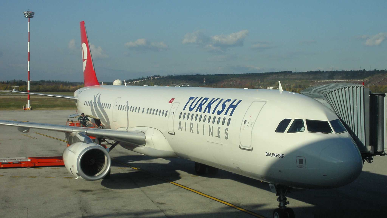 Yolcular uçağa sıra numarasına göre binecek! Türk Hava Yolları Genel Müdürü Bilal Ekşi yeni kuralları açıkladı...