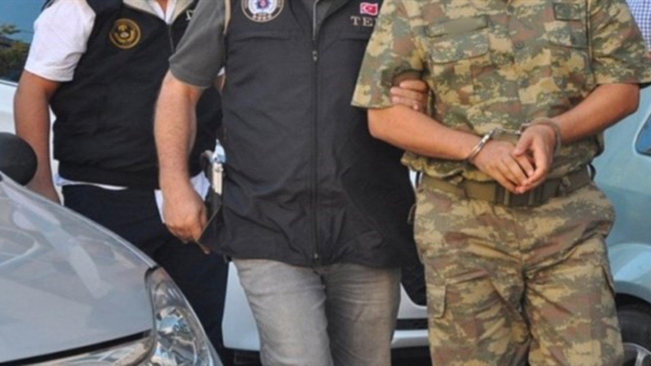 Ege Ordusu'nda emir subayına FETÖ gözaltısı!