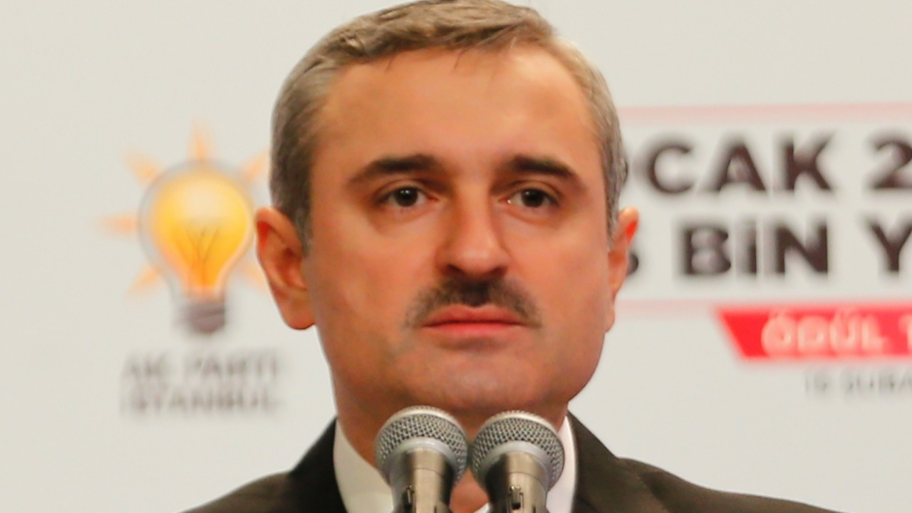 Bayram Şenocak'tan 27 Mayıs mesajı: Darbe özlemcilerine geçit vermeyeceğiz