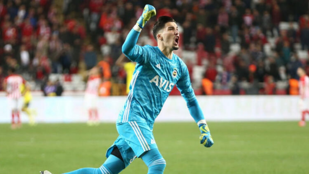 İngilizlerden Altay'a kanca: Stili De Gea'ya benziyor