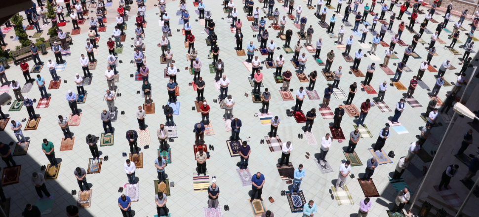 74 gün sonra ilk cuma namazı