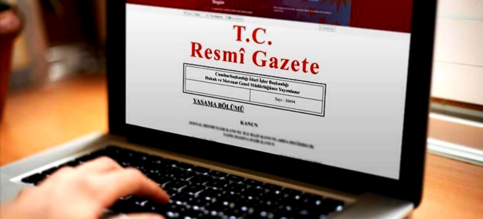 Cumhurbaşkanı Erdoğan imzaladı! Kamuda çalışan 60 yaş ve üzerine idari izin kararı