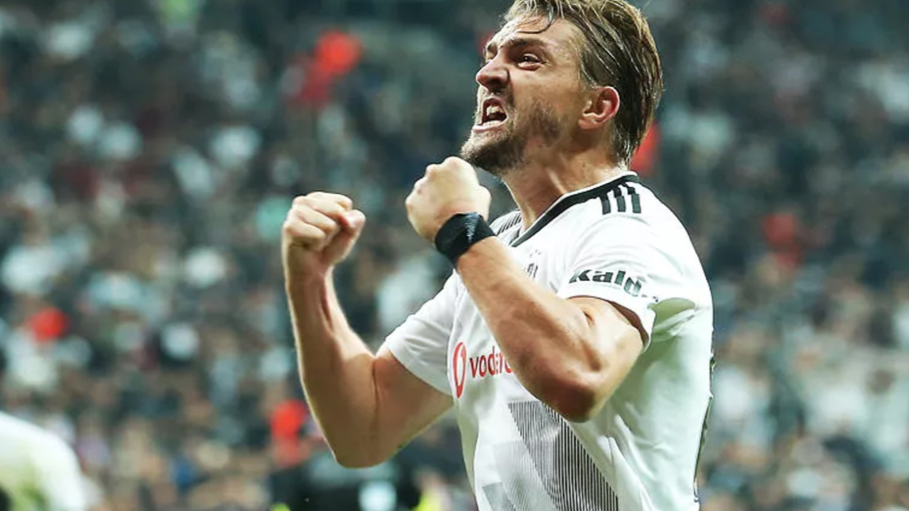Caner Erkin'den kafa karıştıran paylaşım