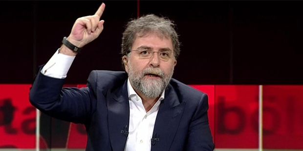 Ahmet Hakan'dan Cumhuriyet yazarlarına tepki, Nuray Mert'e destek!