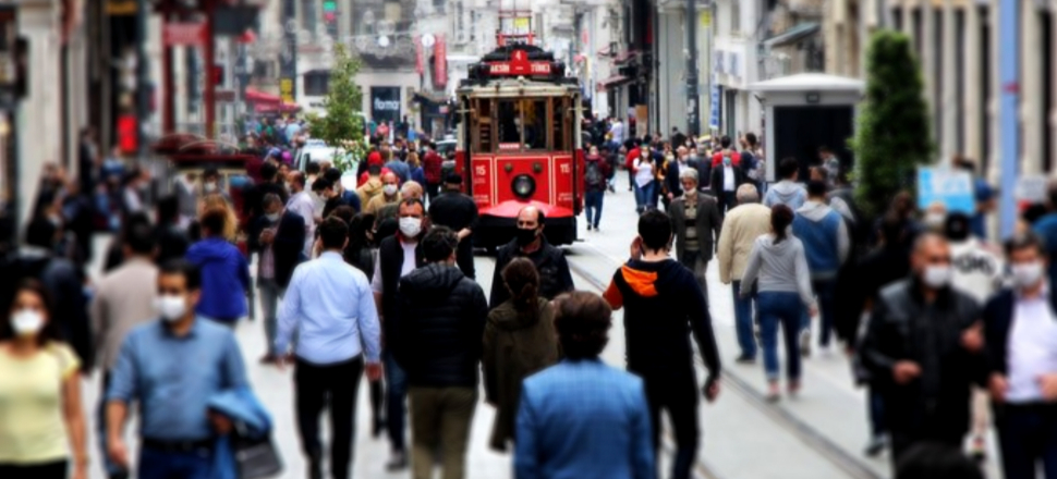 Sanki hiçbir şey olmamış gibi!