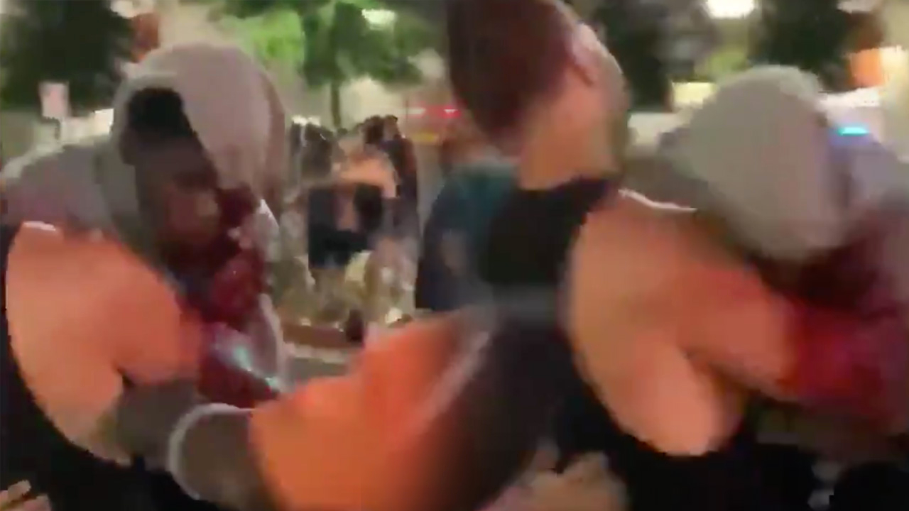 Polis vahşeti kameralara yansıdı