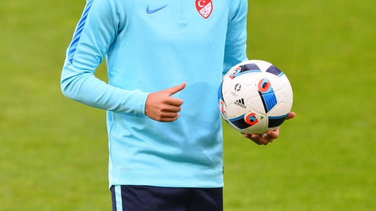 Şok sakatlık! Milli yıldız sezonu kapattı!