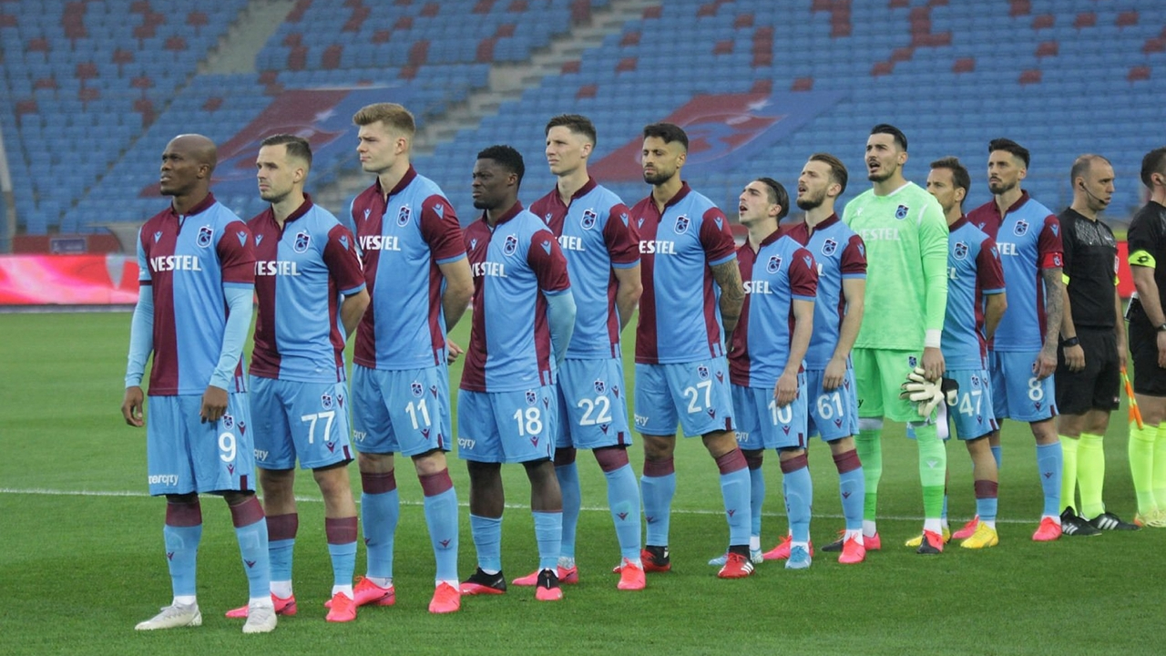 Trabzonspor şampiyon olursa Şampiyonlar Ligi'ne gider...
