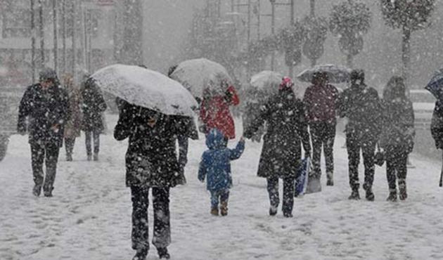İstanbul için uyarı üstüne uyarı: Kar kapıda!