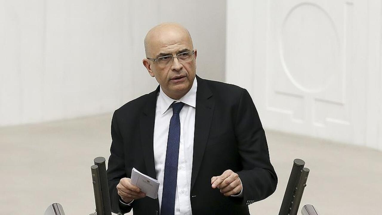 Enis Berberoğlu tutuklandı...